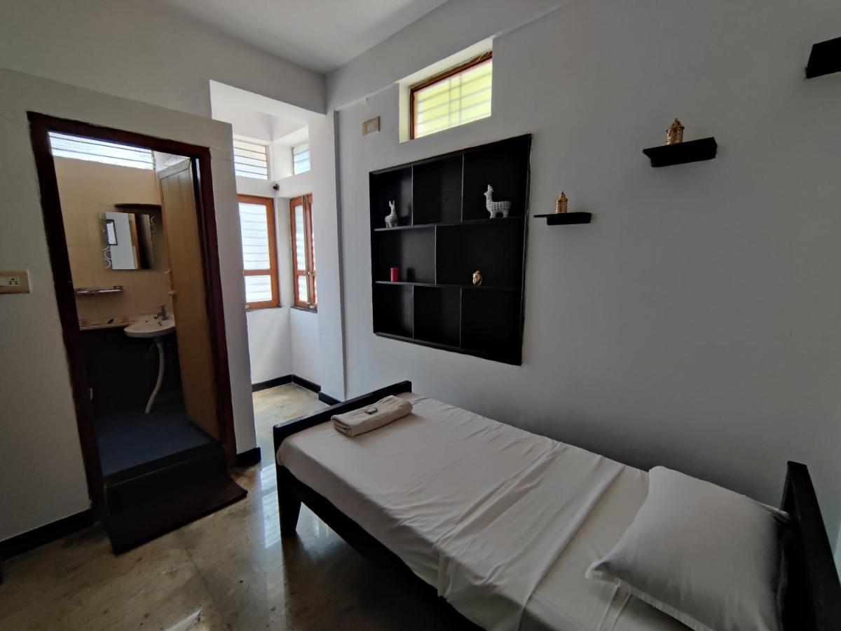 Yoga House Apartment Vanivilasa Puram Exterior foto