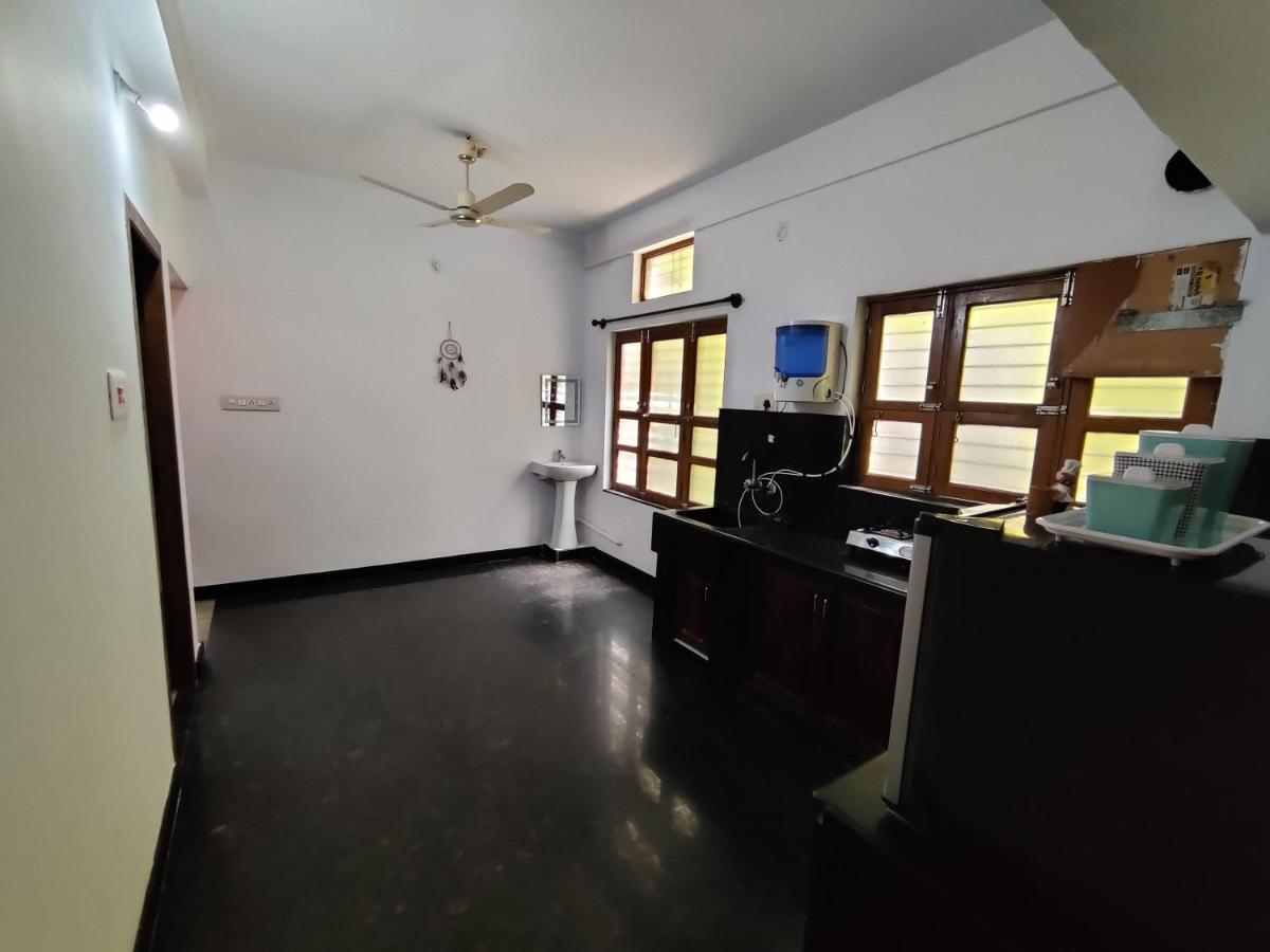 Yoga House Apartment Vanivilasa Puram Exterior foto